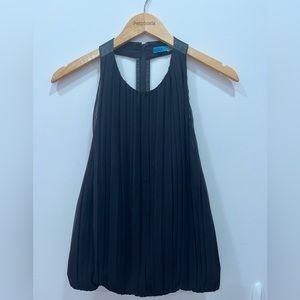 Black Alice + Olivia blouse tank